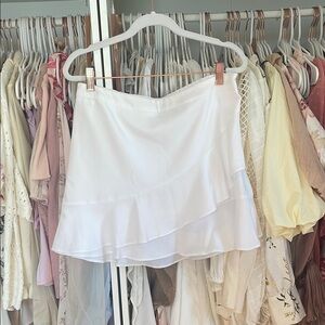 Versona White Ruffled Skater Mini Skirt